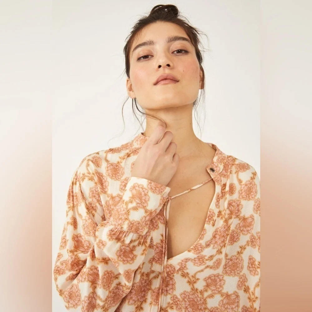 Free People Mia Floral tie neck tunic top size small